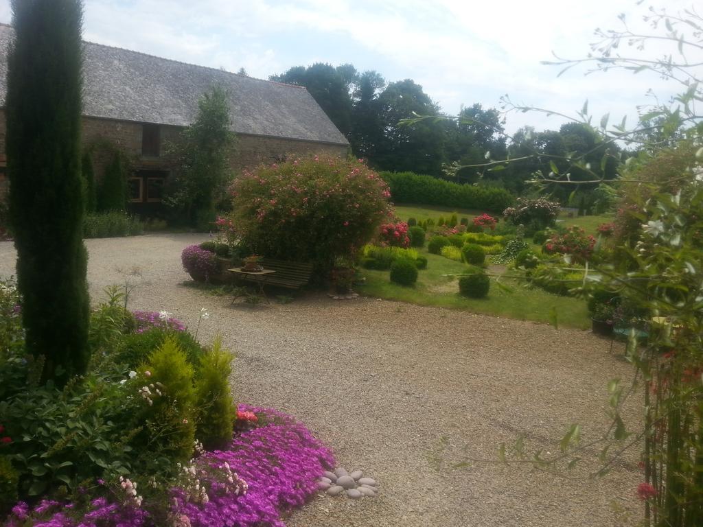 Manoir De La Branche Bed & Breakfast Maen Roch Екстериор снимка