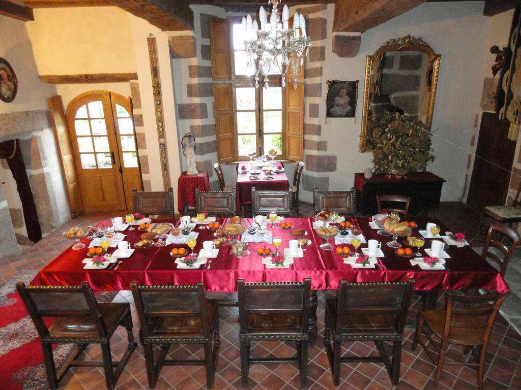 Manoir De La Branche Bed & Breakfast Maen Roch Екстериор снимка