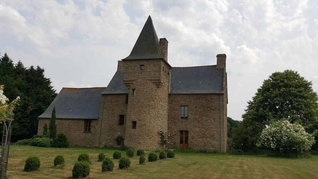 Manoir De La Branche Bed & Breakfast Maen Roch Екстериор снимка